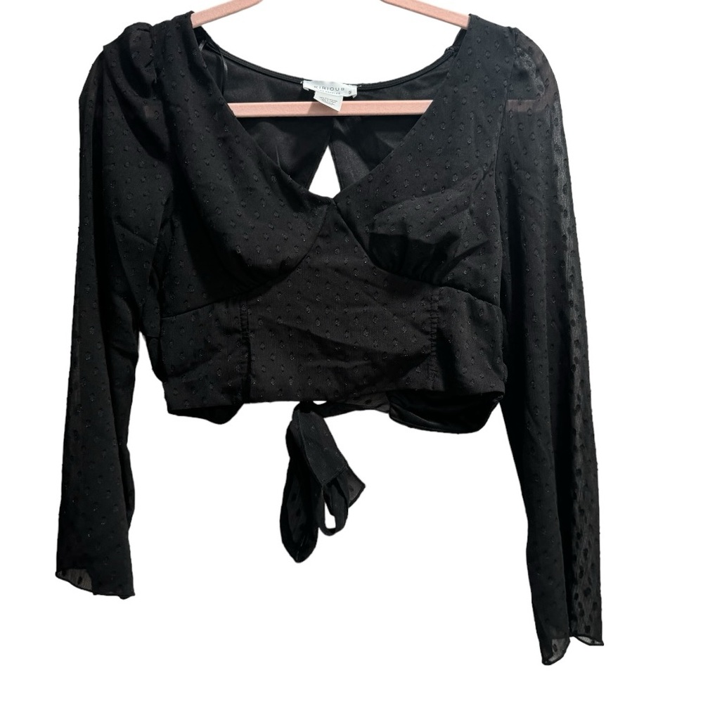 Kiriois Black Textured Long Bell Sleeve Crop Top, size‎ Small